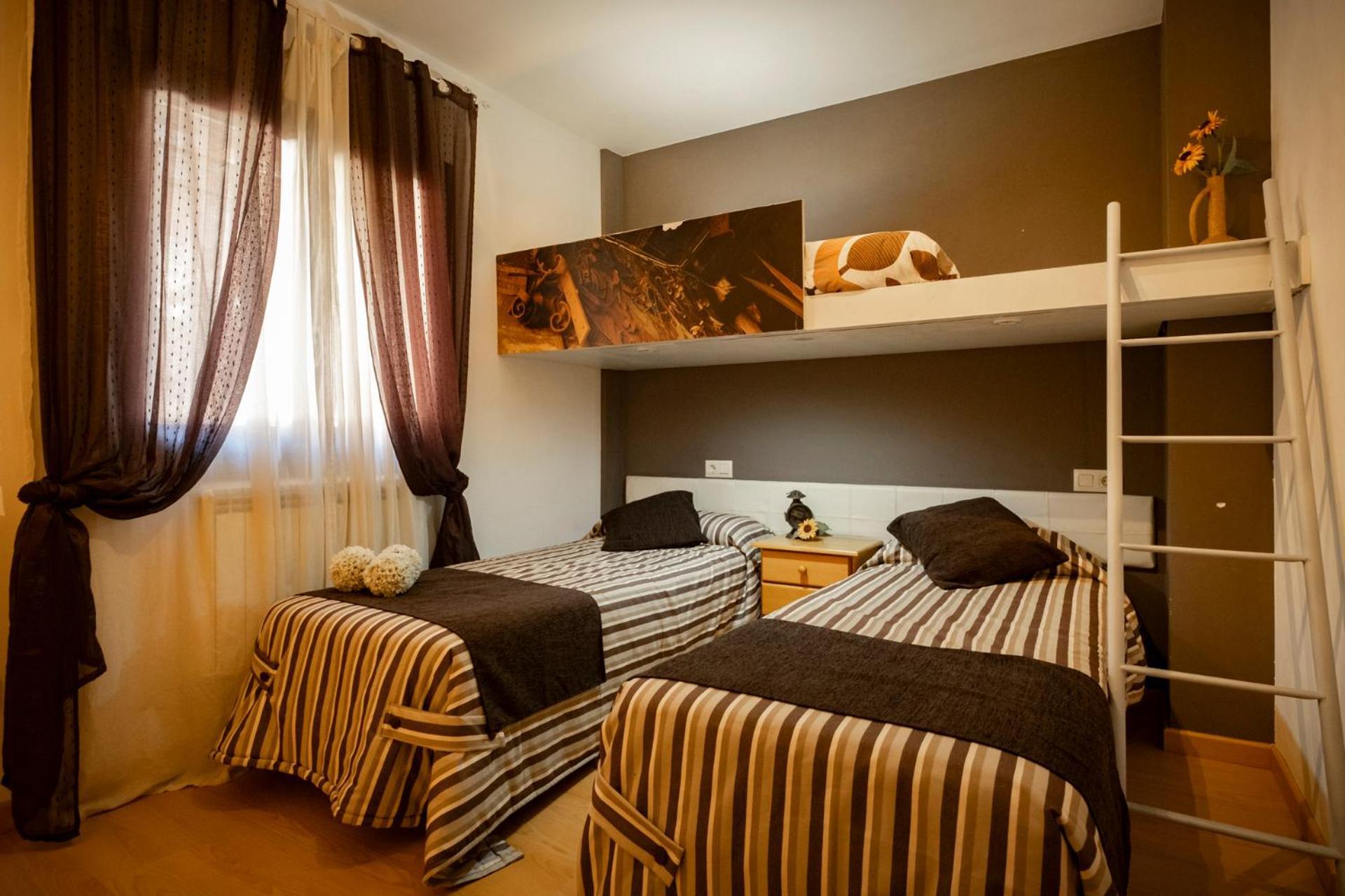 Inmocyma Antigua Casa Chuanina, Bajo-benasque Apartment Benasque